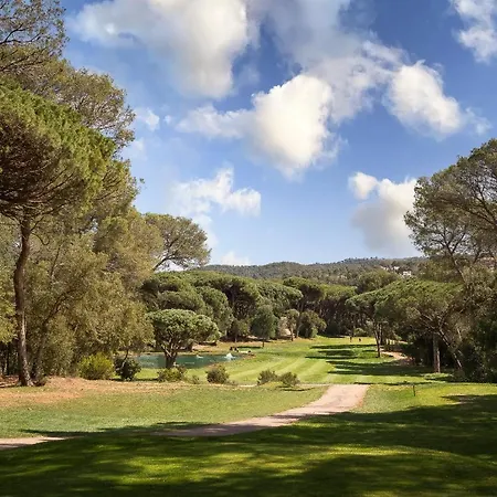 Hotell Golf De Valescure & Nuxe Saint-Raphaël